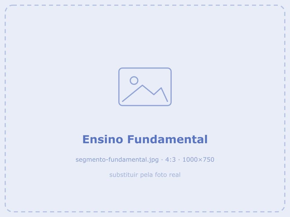 Turma de Ensino Fundamental da Escola Flor e Ser